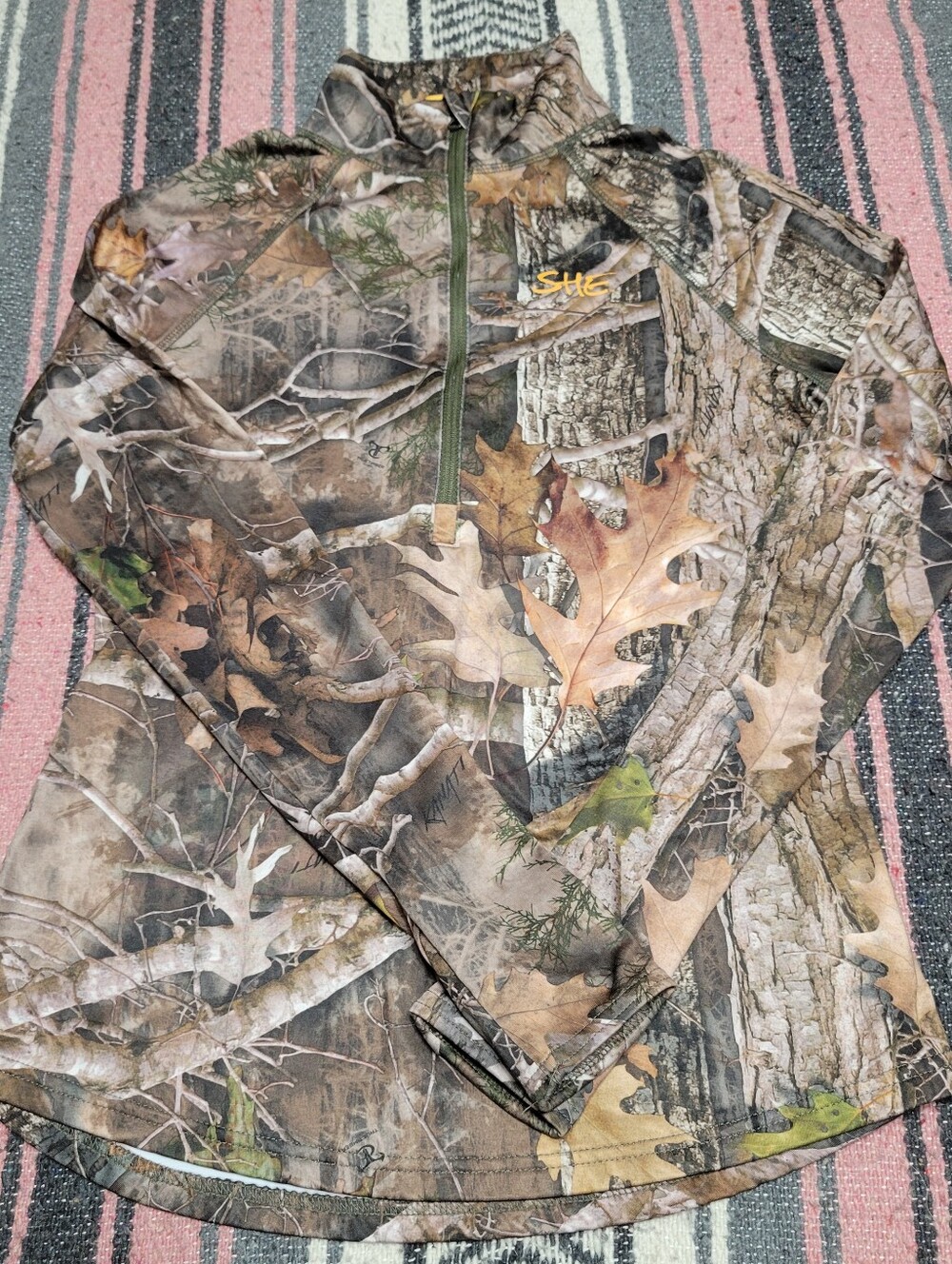 5/$15 she outdoor camo quarter zip shirt